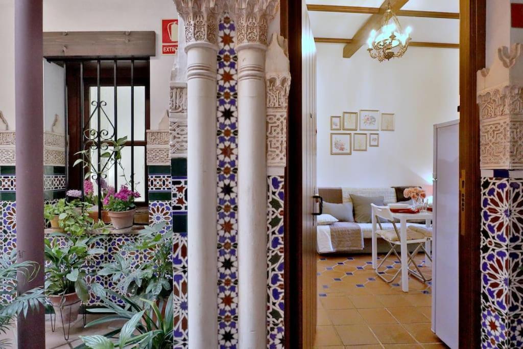 Horno24, Alojamiento Con Patio Andaluz, Tipico De กอร์โดบา ภายนอก รูปภาพ