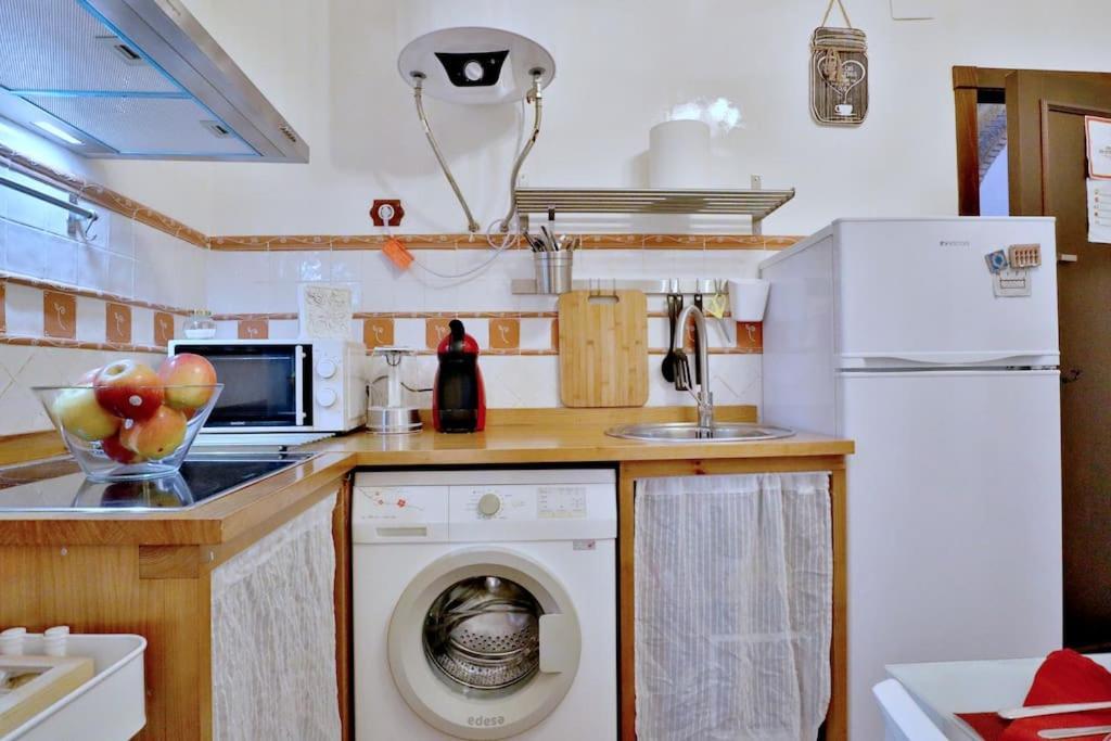 Horno24, Alojamiento Con Patio Andaluz, Tipico De กอร์โดบา ภายนอก รูปภาพ