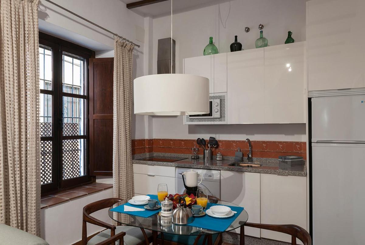 Horno24, Alojamiento Con Patio Andaluz, Tipico De กอร์โดบา ภายนอก รูปภาพ