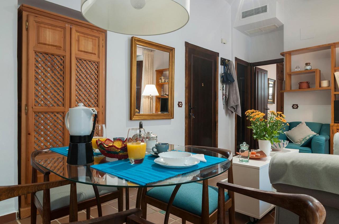 Horno24, Alojamiento Con Patio Andaluz, Tipico De กอร์โดบา ภายนอก รูปภาพ