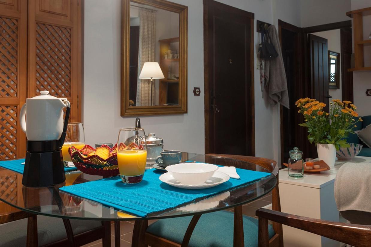 Horno24, Alojamiento Con Patio Andaluz, Tipico De กอร์โดบา ภายนอก รูปภาพ