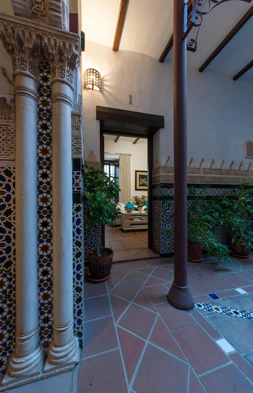 Horno24, Alojamiento Con Patio Andaluz, Tipico De กอร์โดบา ภายนอก รูปภาพ