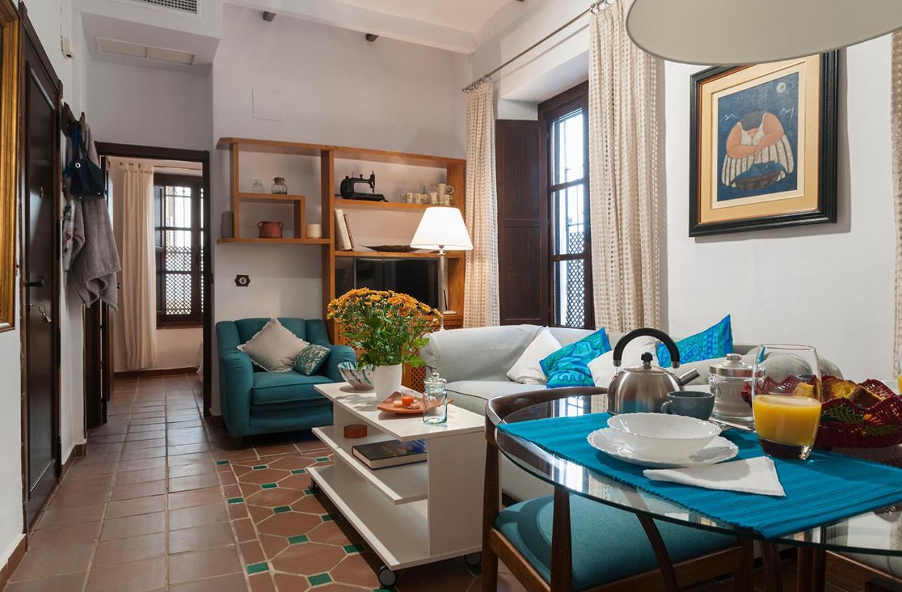 Horno24, Alojamiento Con Patio Andaluz, Tipico De กอร์โดบา ภายนอก รูปภาพ