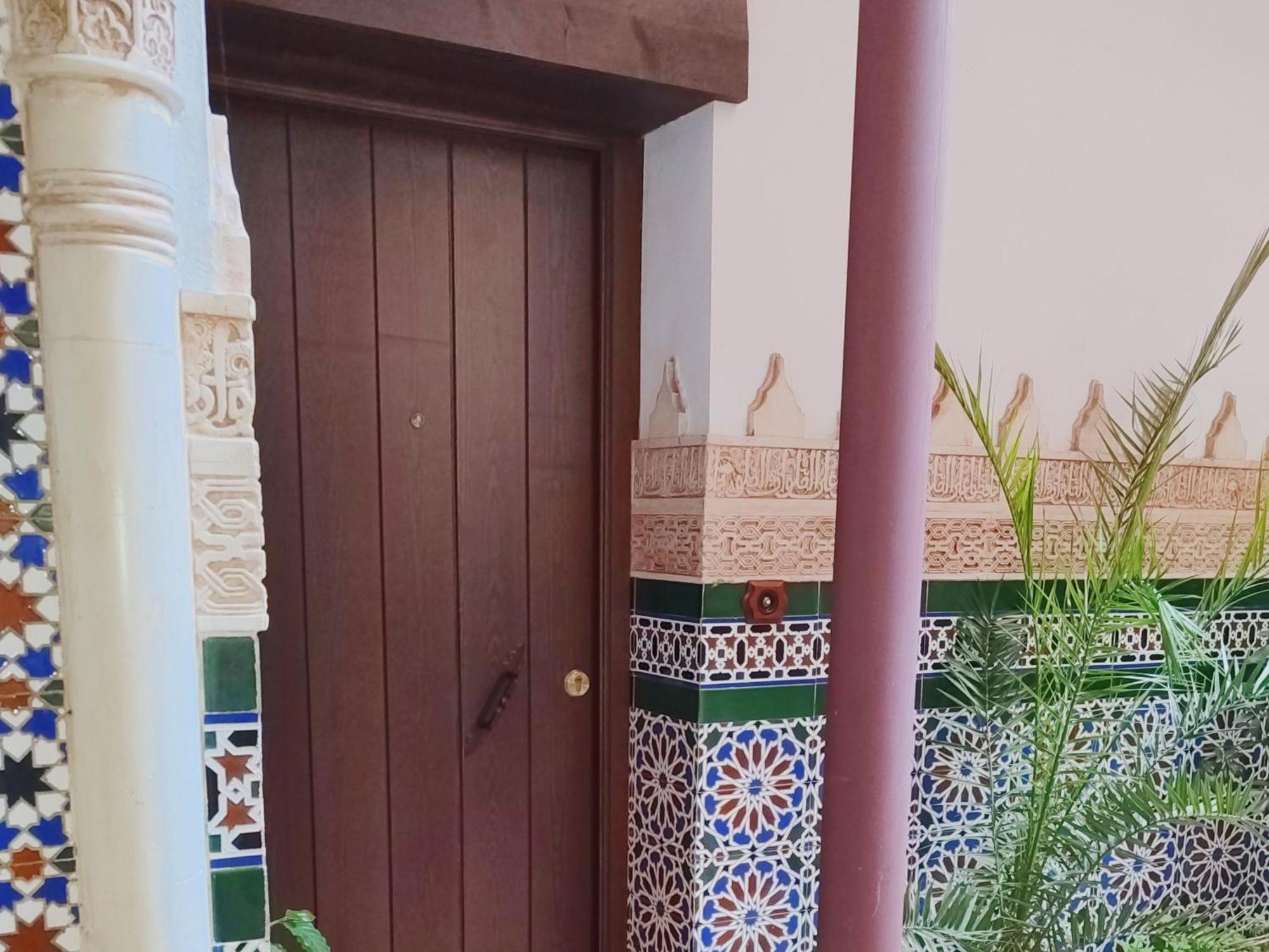 Horno24, Alojamiento Con Patio Andaluz, Tipico De กอร์โดบา ภายนอก รูปภาพ